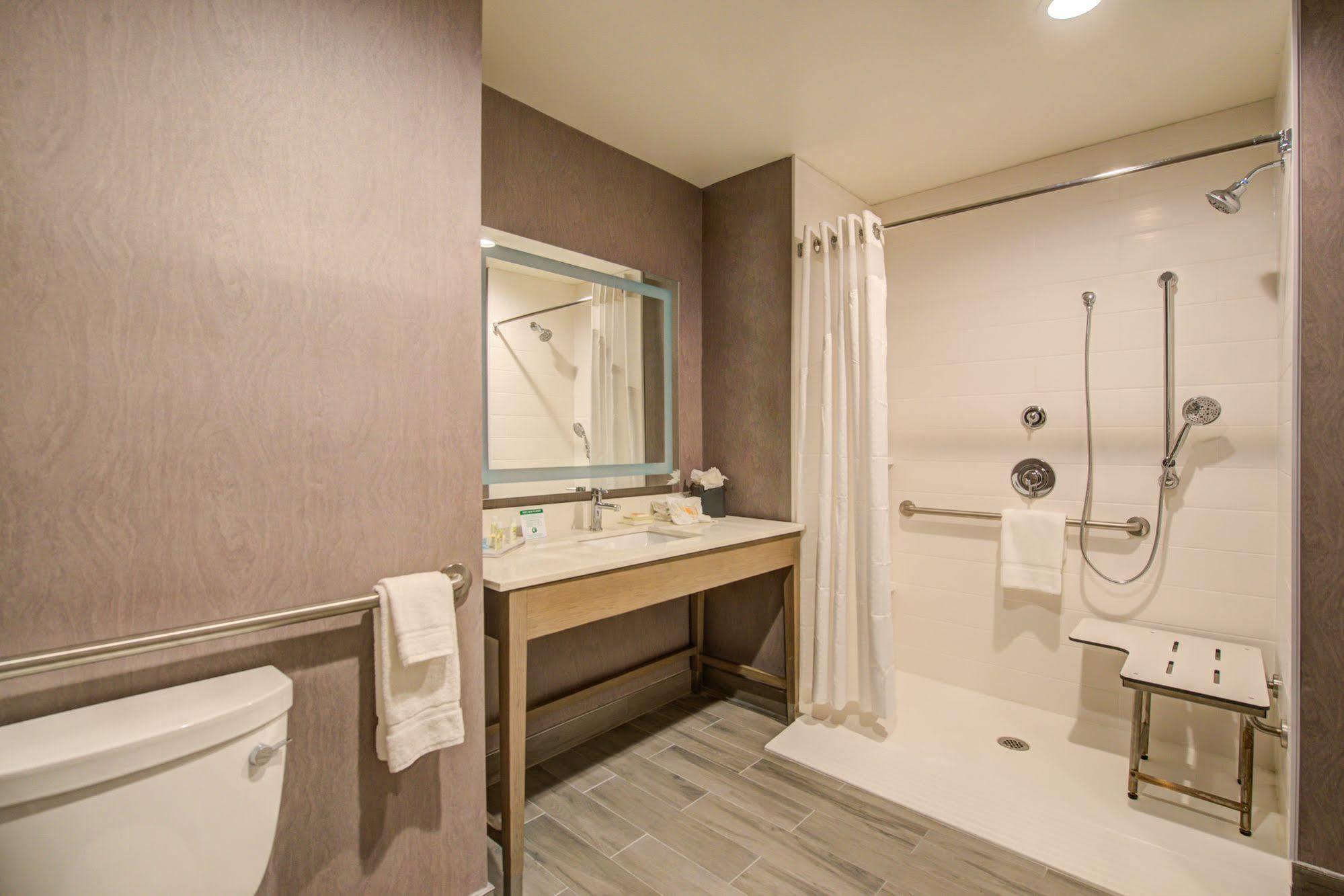 Holiday Inn Hotel & Suites - Houston West - Katy Mills By Ihg Esterno foto